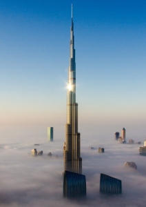 skyscraper_over_cloud